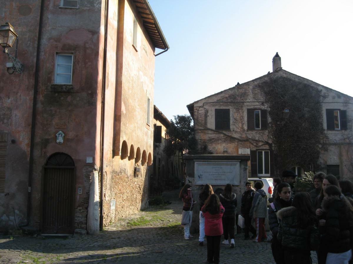 B&B Si Sta Bene Ostia Antica Exterior photo